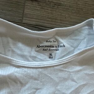 Abercrombie & Fitch Ribbed White Tee